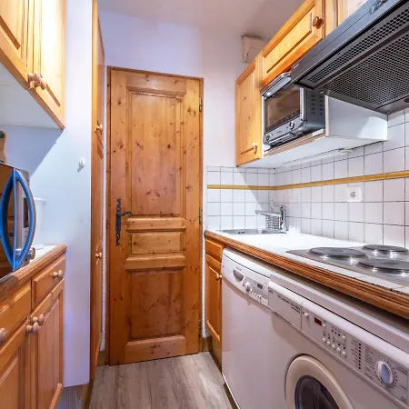 Confortable Avec Garage Et Wifi Dans Secteur Calme A - Fr-1-694-154 *